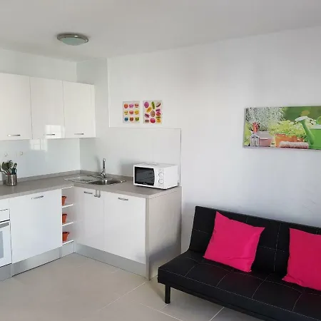 Appartement Sun Beach 45 *